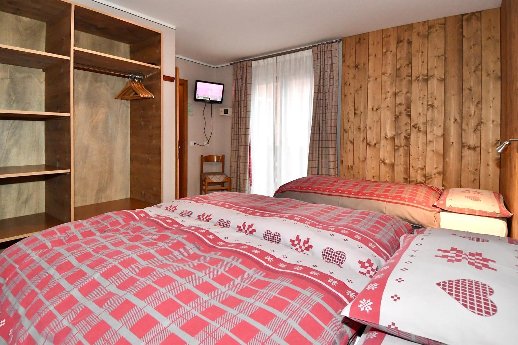 Casa Erica Apartments Ливиньо Экстерьер фото